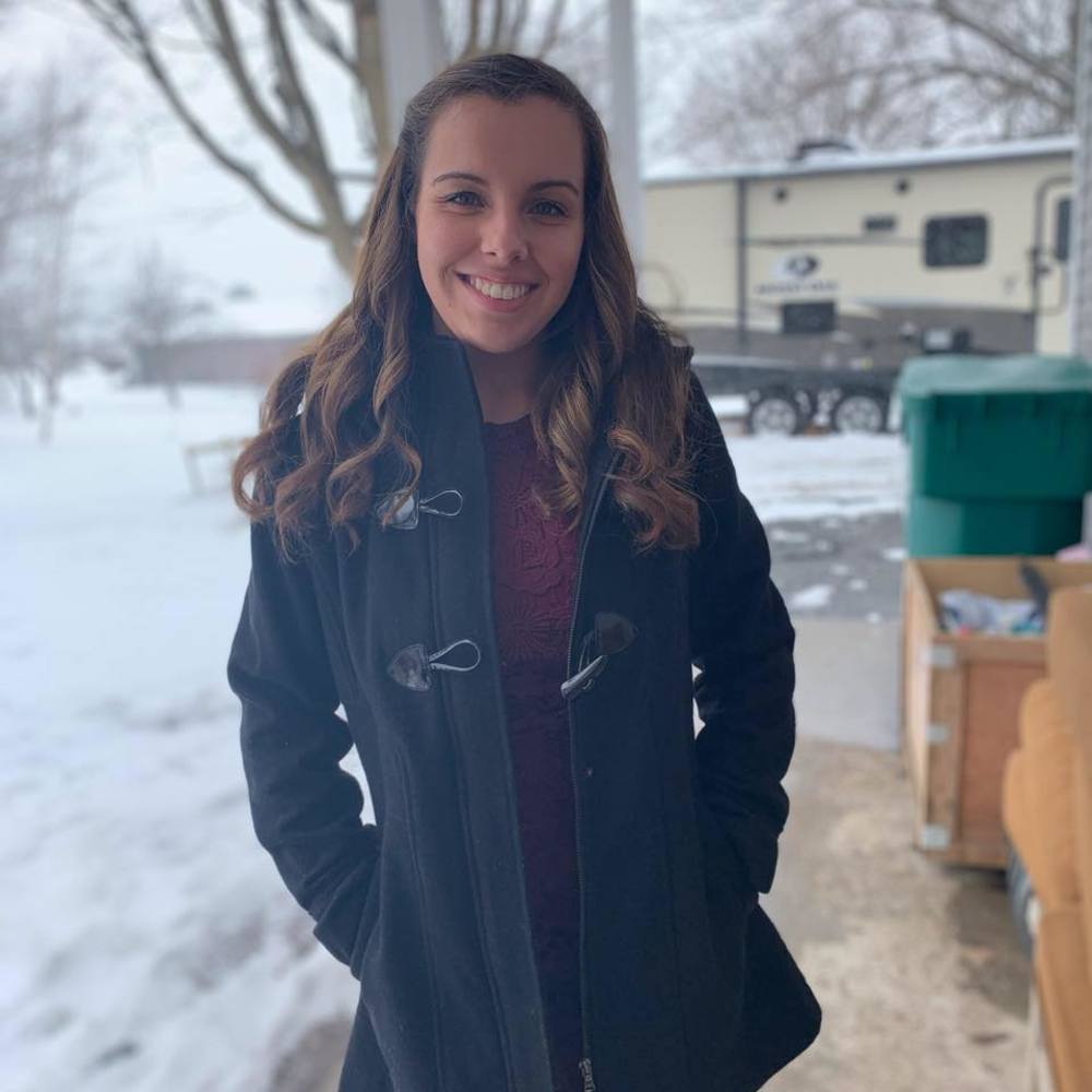 Meet your Posher, Hannah